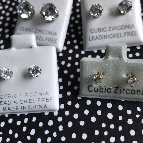 NEW Cubic zirconia earrings - Picture 3 of 3